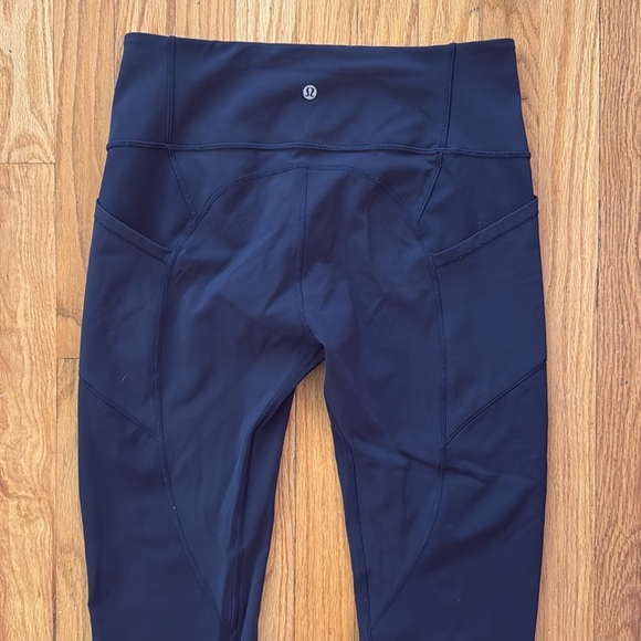 Lululemon 10 All The Right Places Crop II 23" True Navy Dark Leggings great cond - Picture 9 of 15